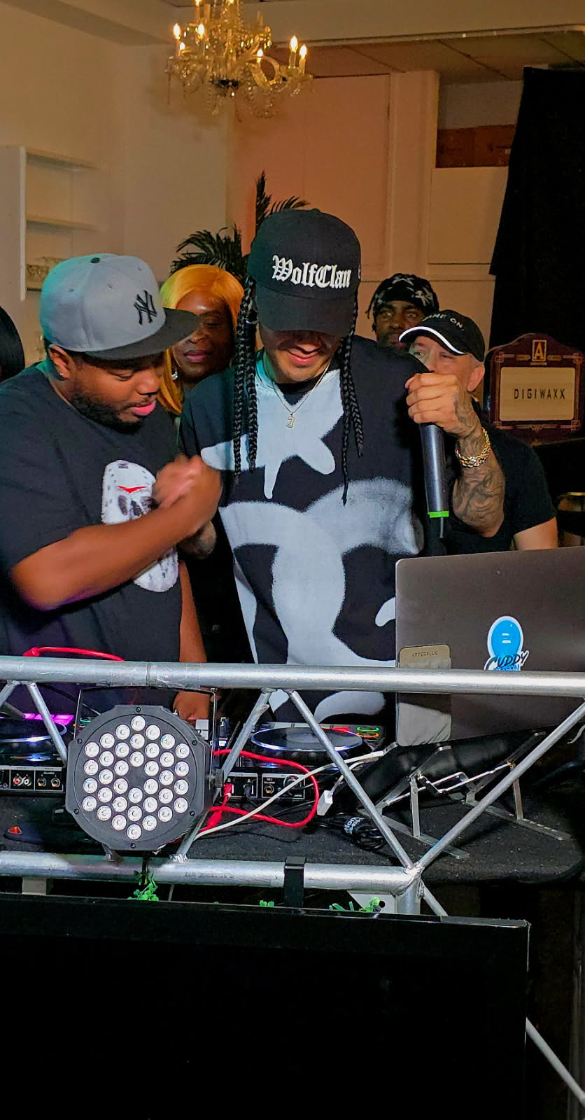 DJ Epidemik gallery photo